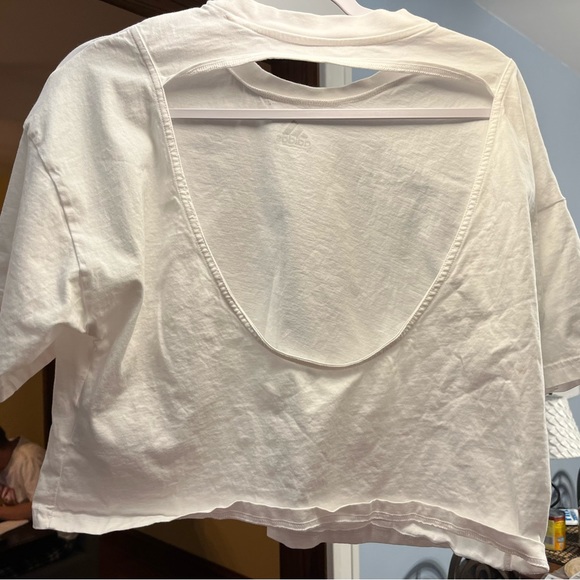 Brand new Adidas cropped T-shirt, size large - Picture 2 of 2
